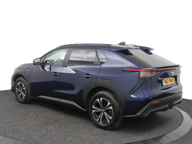 Toyota bZ4X - Business Plus 71 kWh 11
