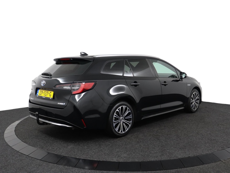 Toyota Corolla Touring Sports - 1.8 Hybrid First Edition 2