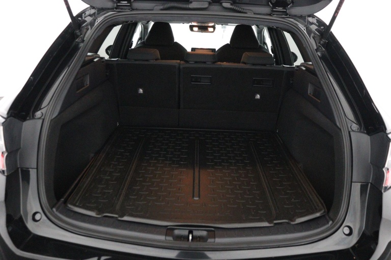 Toyota Corolla Touring Sports - 1.8 Hybrid First Edition 24