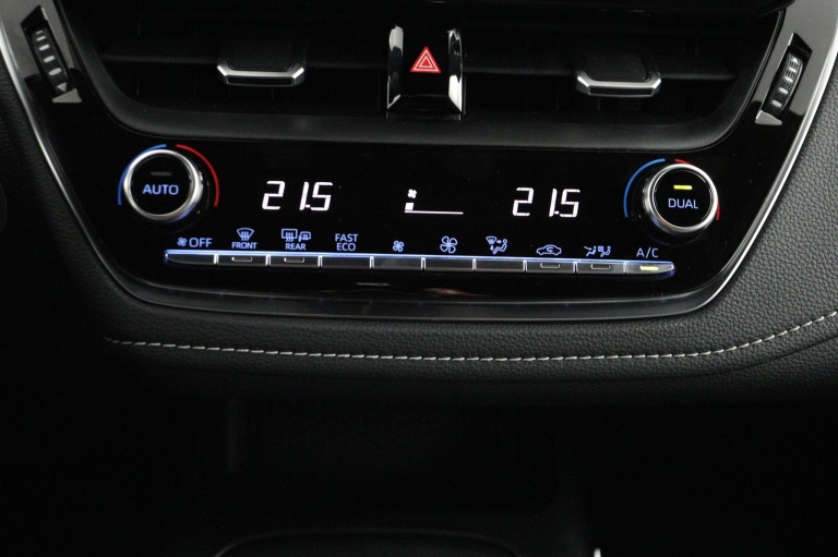 Toyota Corolla Touring Sports - 1.8 Hybrid First Edition 7