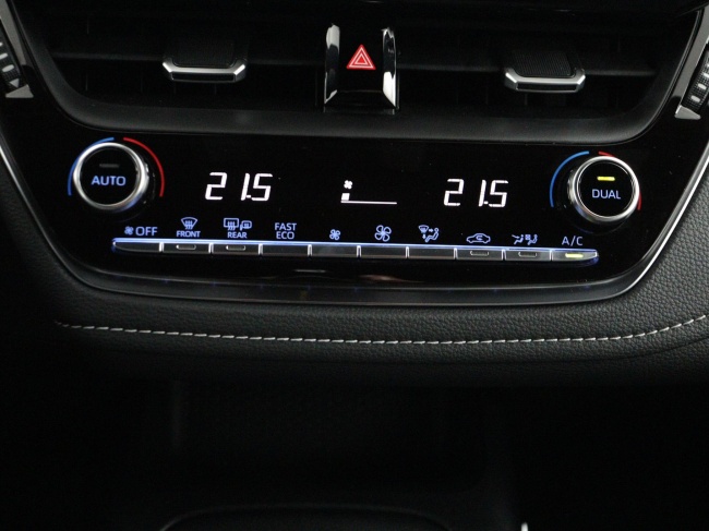 Toyota Corolla Touring Sports - 1.8 Hybrid First Edition