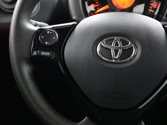 Toyota Aygo - 1.0 VVT-i x-fun