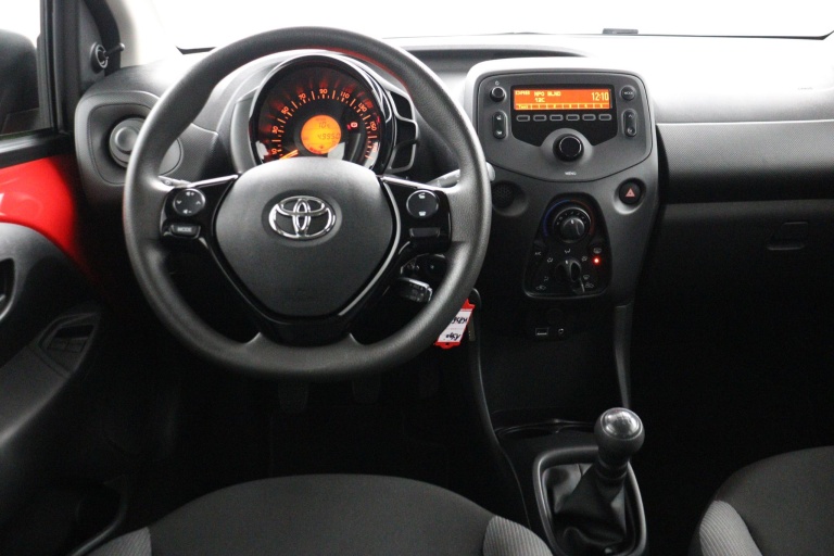 Toyota Aygo - 1.0 VVT-i x-fun 37