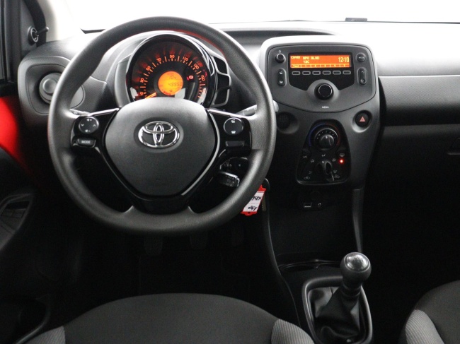 Toyota Aygo - 1.0 VVT-i x-fun