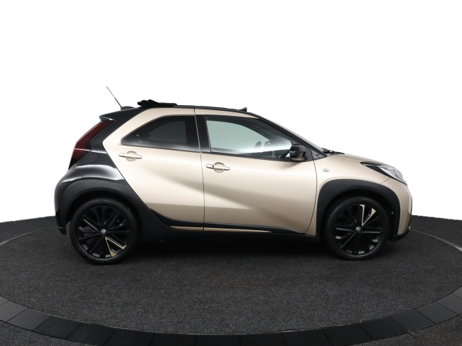 Toyota Aygo X - 1.0 VVT-i S-CVT Premium