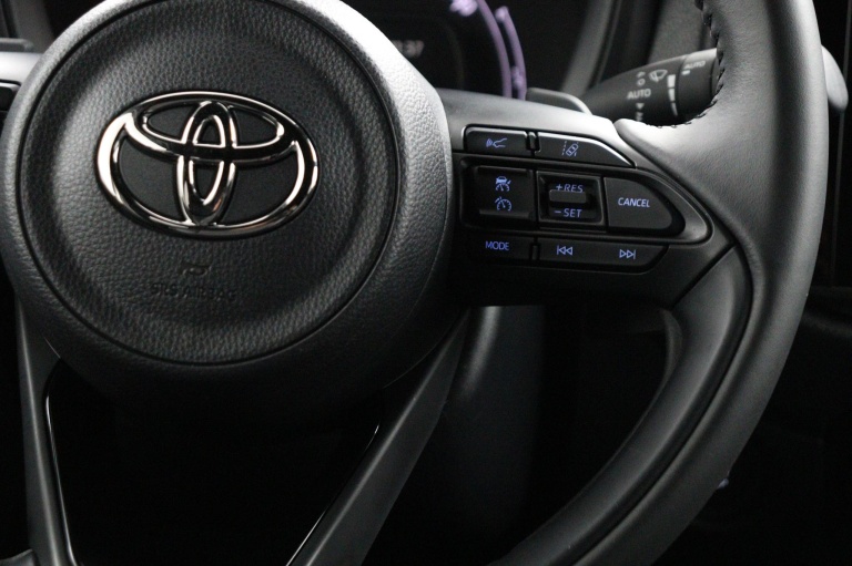 Toyota Aygo X - 1.0 VVT-i S-CVT Premium 21