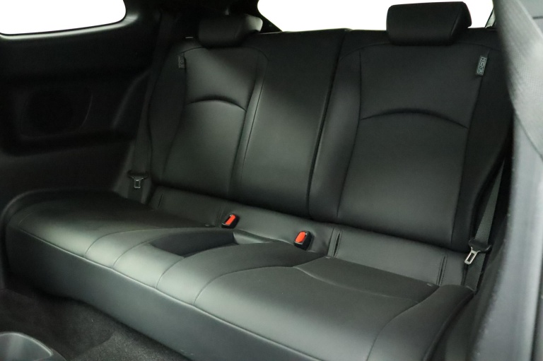 Toyota Yaris - 1.6 GR Premium 17