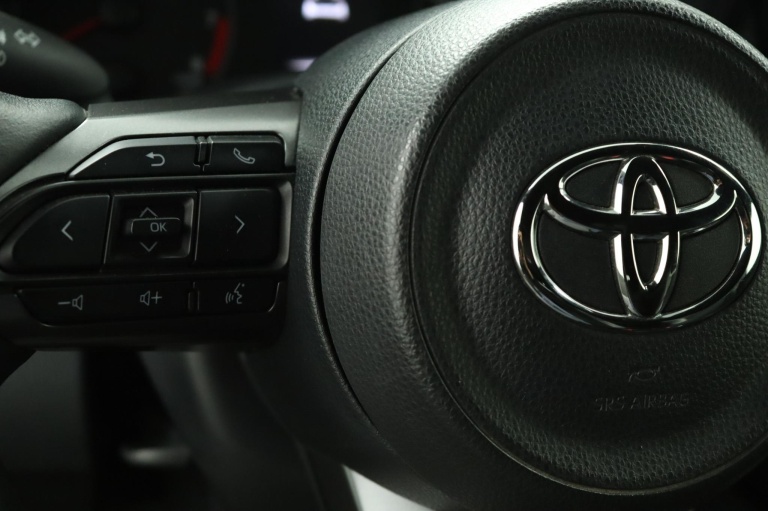 Toyota Yaris - 1.6 GR Premium 18