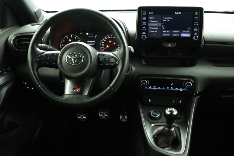 Toyota Yaris - 1.6 GR Premium 51