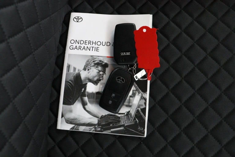 Toyota Aygo X - 1.0 VVT-i S-CVT Premium 11