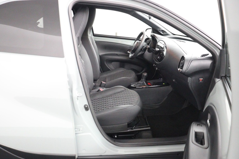Toyota Aygo X - 1.0 VVT-i S-CVT Premium 21