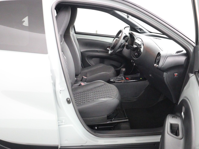 Toyota Aygo X - 1.0 VVT-i S-CVT Premium