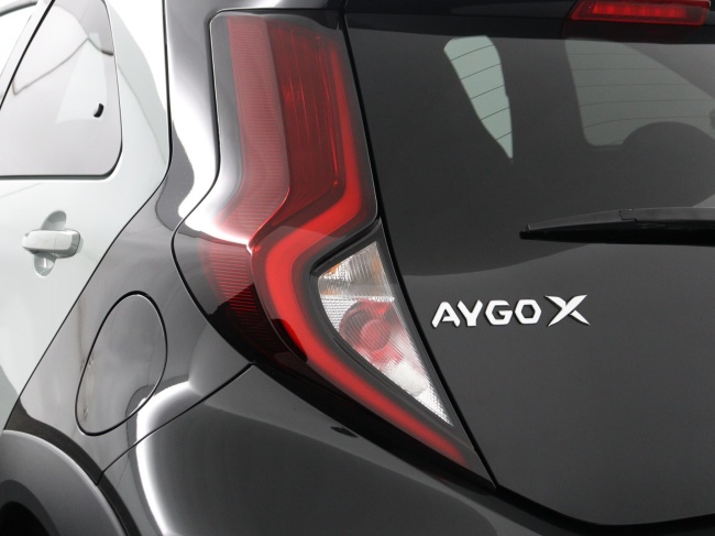 Toyota Aygo X - 1.0 VVT-i S-CVT Premium