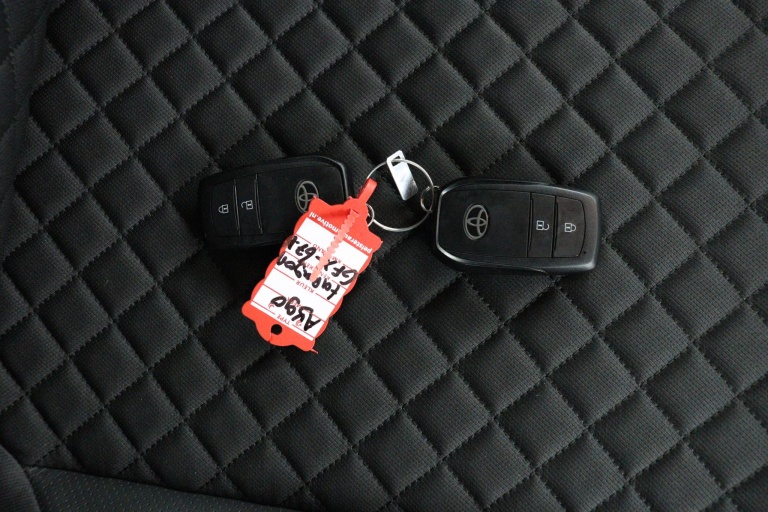 Toyota Aygo X - 1.0 VVT-i S-CVT Premium 39