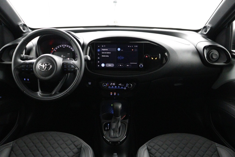 Toyota Aygo X - 1.0 VVT-i S-CVT Premium 4
