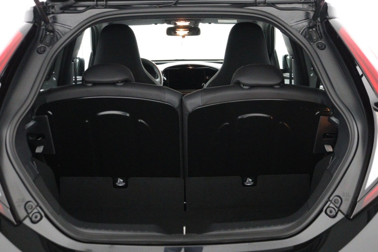 Toyota Aygo X - 1.0 VVT-i S-CVT Premium 40