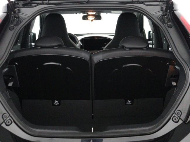 Toyota Aygo X - 1.0 VVT-i S-CVT Premium