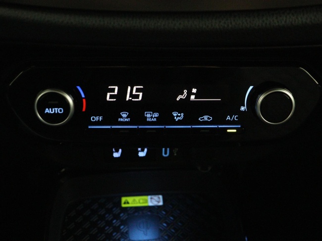 Toyota Aygo X - 1.0 VVT-i S-CVT Premium