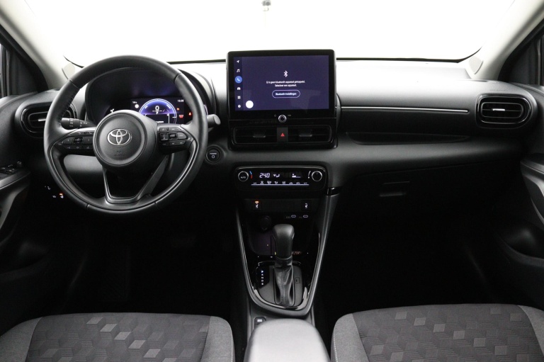 Toyota Yaris - 1.5 Hybrid 115 Dynamic 11