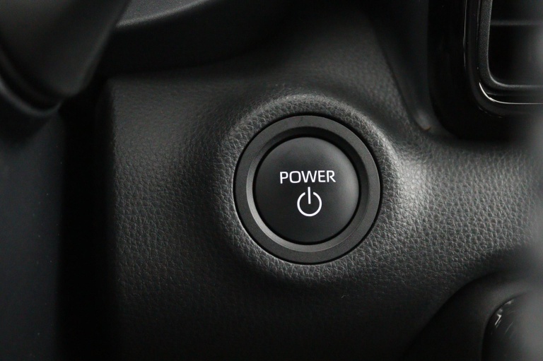 Toyota Yaris - 1.5 Hybrid 115 Dynamic 19