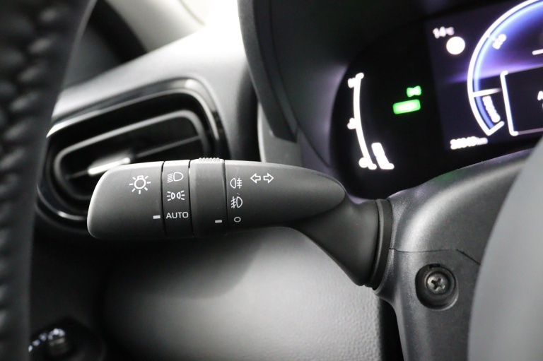 Toyota Yaris - 1.5 Hybrid 115 Dynamic 20