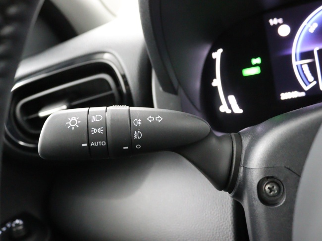 Toyota Yaris - 1.5 Hybrid 115 Dynamic