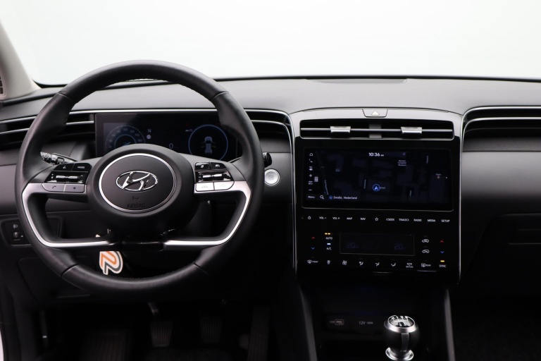 Hyundai Tucson - 1.6 T-GDI MHEV Comfort Smart 8