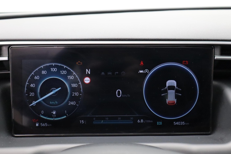 Hyundai Tucson - 1.6 T-GDI MHEV Comfort Smart 9