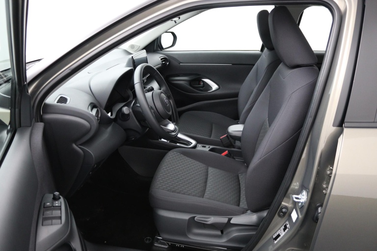 Toyota Yaris Cross - 1.5 Hybrid 115 17