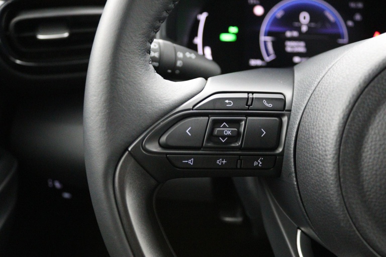 Toyota Yaris Cross - 1.5 Hybrid 115 19