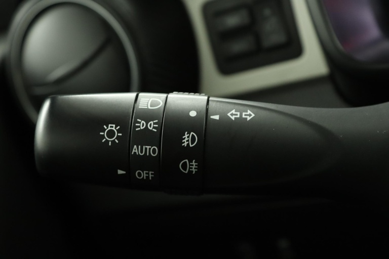 Suzuki Ignis - 1.2 Smart Hybrid Style 31