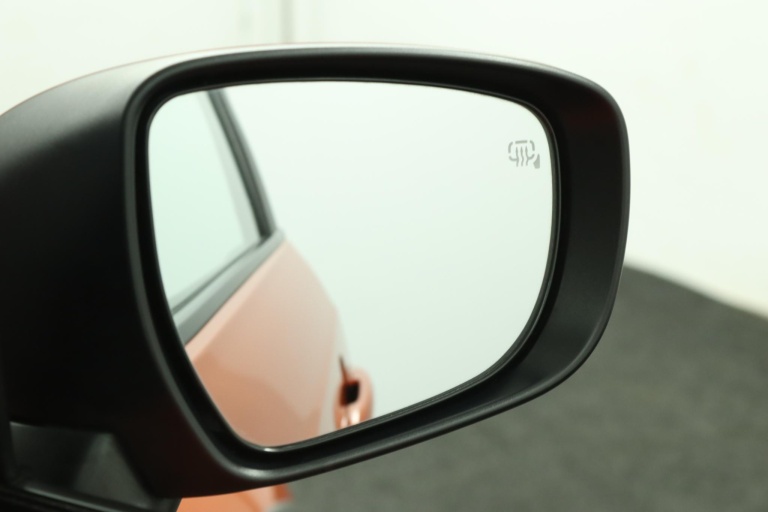 Suzuki Ignis - 1.2 Smart Hybrid Style 42