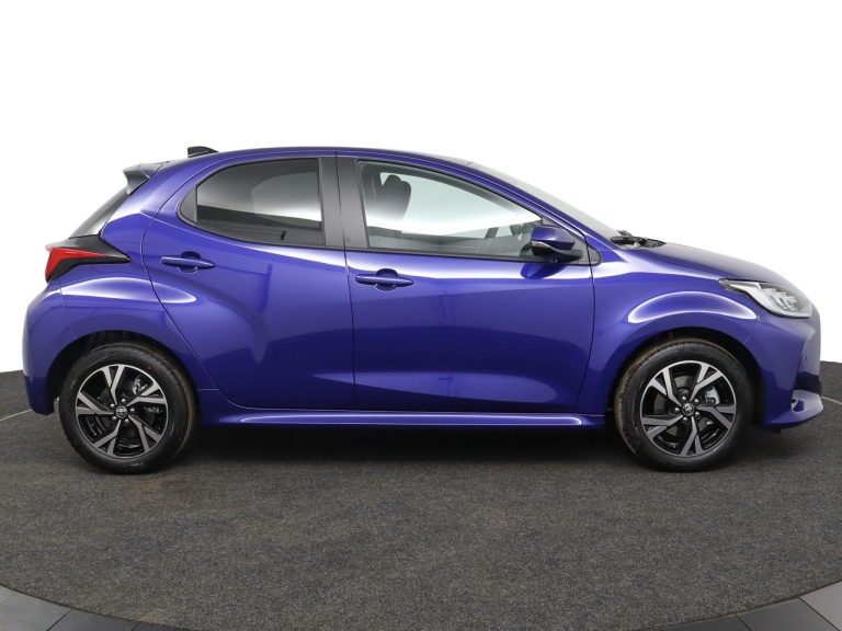 Toyota Yaris - 1.5 Hybrid 115 Dynamic 11