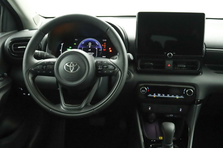 Toyota Yaris - 1.5 Hybrid 115 Dynamic 61