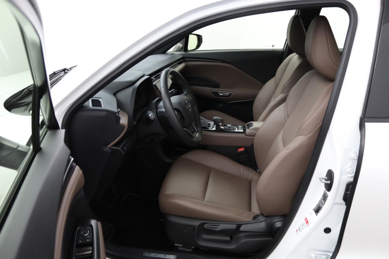 Lexus LBX - Elegant 2WD 15