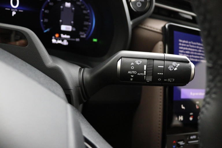 Lexus LBX - Elegant 2WD 30