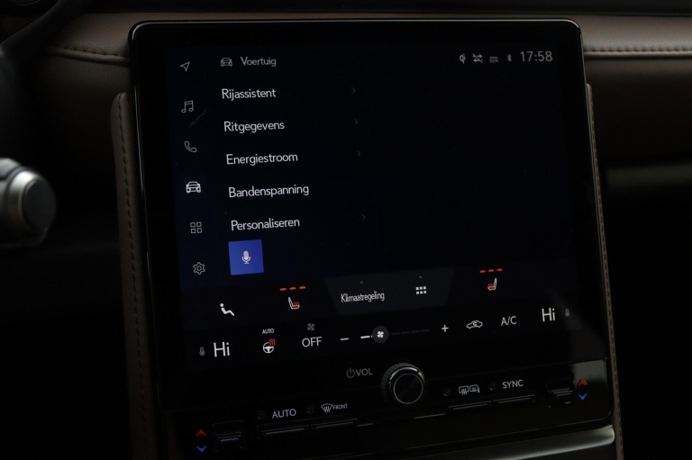 Lexus LBX - Elegant 2WD 43