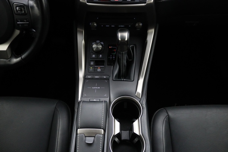 Lexus NX - 300h AWD Luxury Line 25