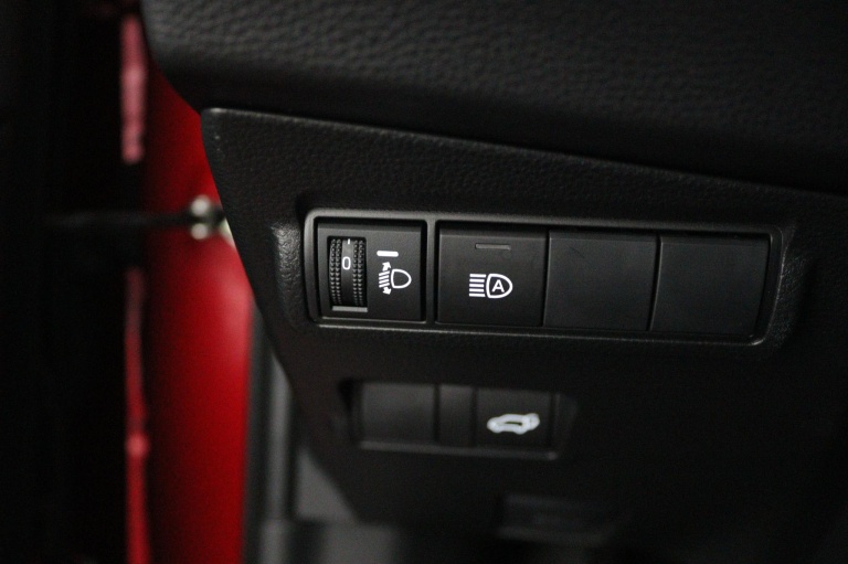 Toyota Corolla Cross - Hybrid 140 Style 29