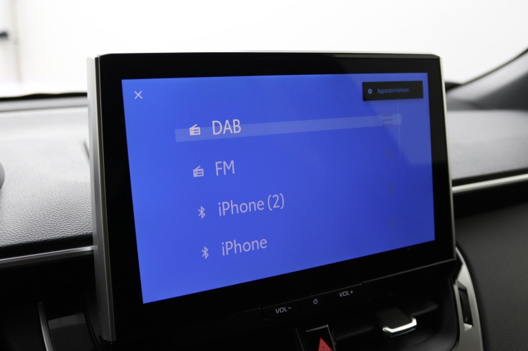 Toyota Corolla Cross - Hybrid 140 Style 42