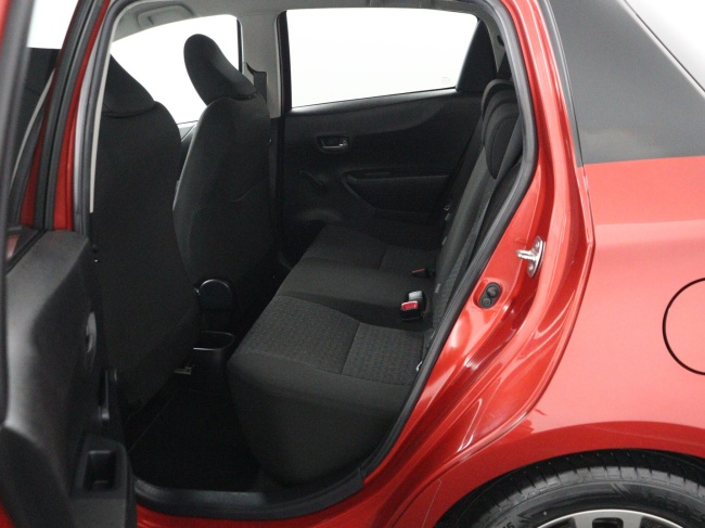 Toyota Yaris - 1.3 VVT-i Aspiration