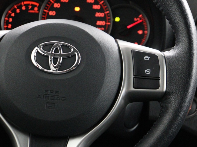 Toyota Yaris - 1.3 VVT-i Aspiration