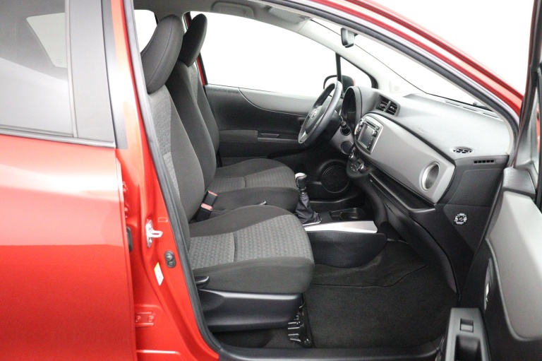 Toyota Yaris - 1.3 VVT-i Aspiration 22