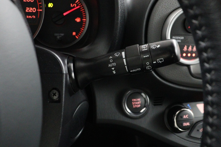 Toyota Yaris - 1.3 VVT-i Aspiration 30