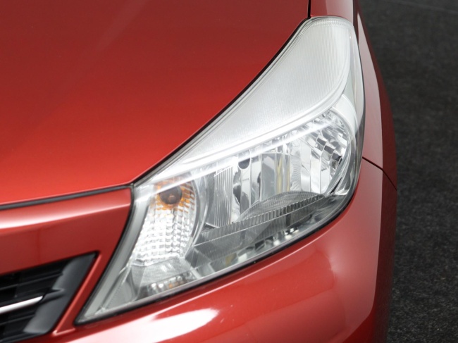 Toyota Yaris - 1.3 VVT-i Aspiration