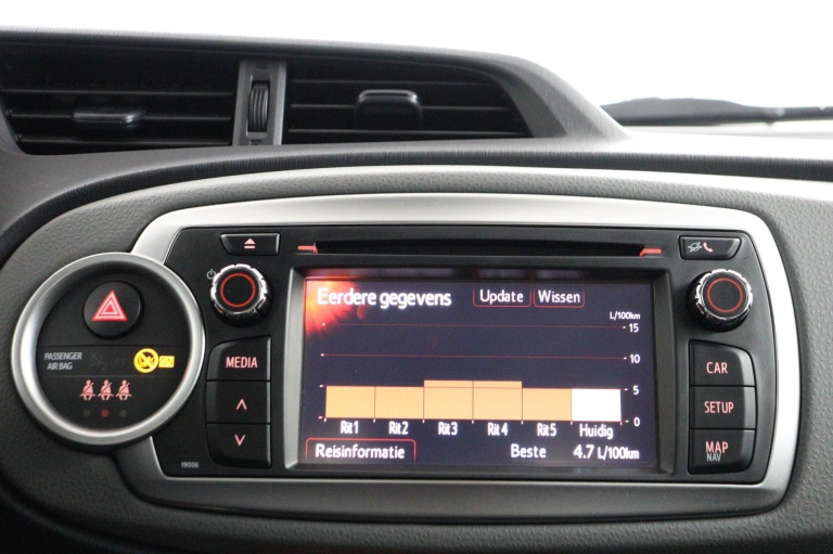 Toyota Yaris - 1.3 VVT-i Aspiration 48