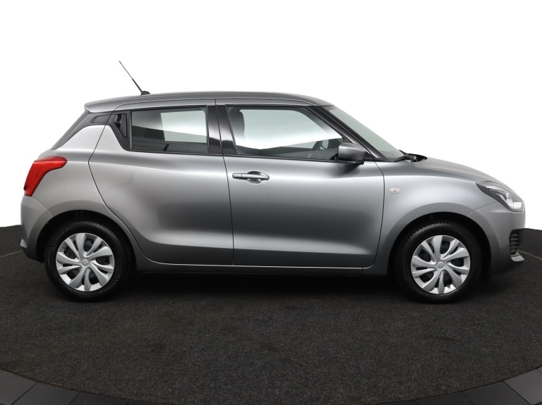 Suzuki Swift - 1.2 Comfort Smart Hybrid 12