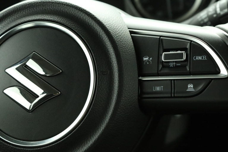 Suzuki Swift - 1.2 Comfort Smart Hybrid 19