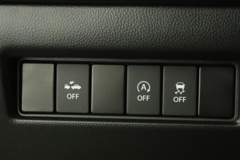 Suzuki Swift - 1.2 Comfort Smart Hybrid 28