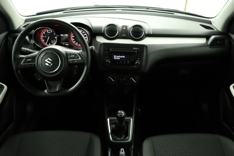 Suzuki Swift - 1.2 Comfort Smart Hybrid 4